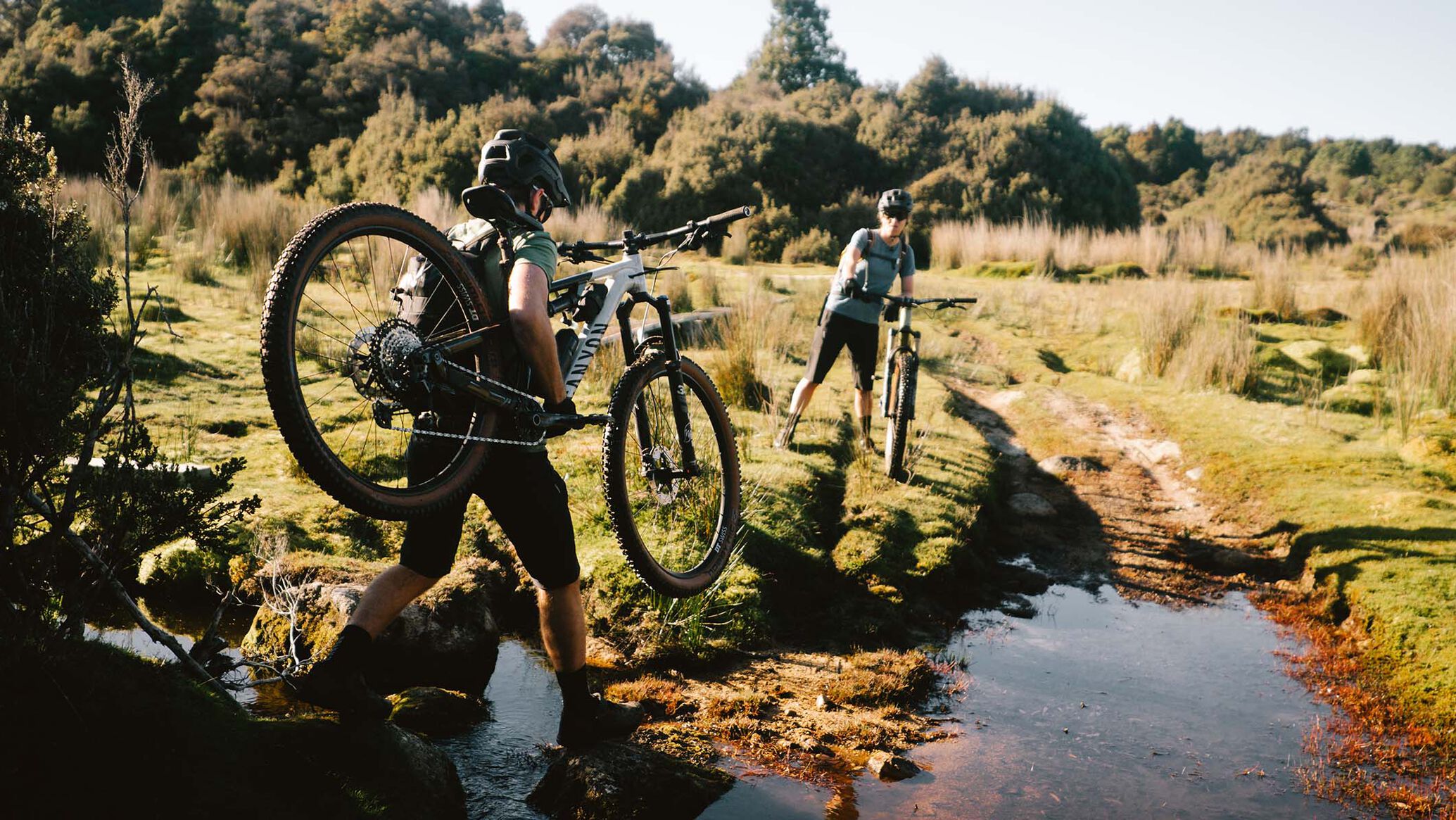 Suosittele yst&auml;v&auml;lle