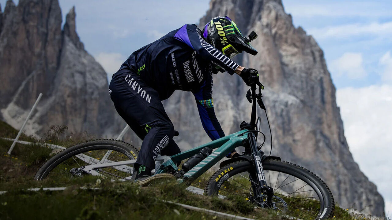 Enduro CLLCTV -mallisto