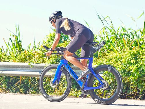 Bicicleta de triatlón frente a bicicleta de carretera: descodificar la elección Bicicleta de triatlón frente a bicicleta de carretera: descodificar la elección