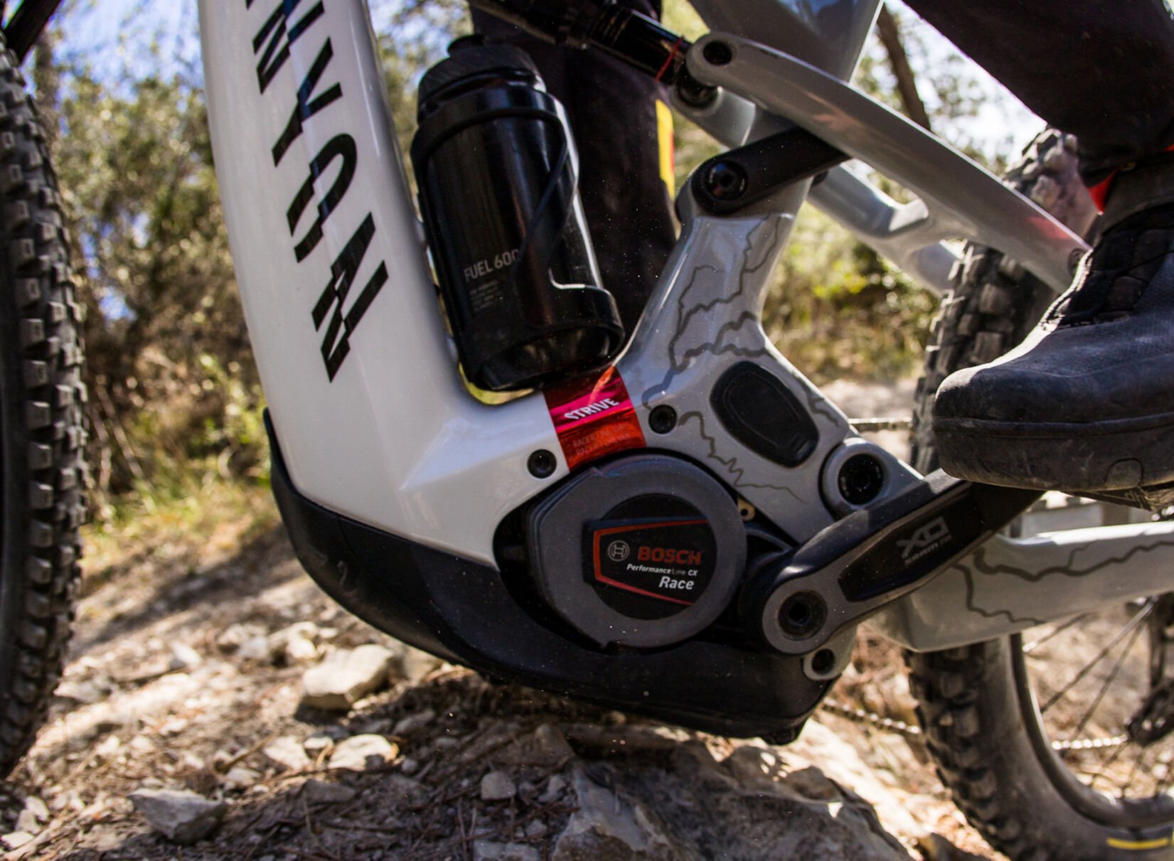 Canyon Strive:ON CFR