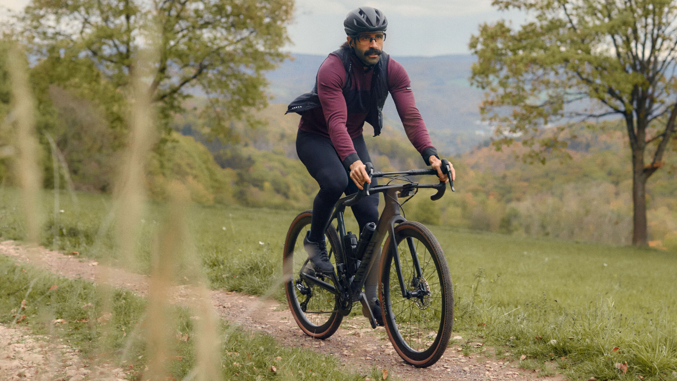 La geometr&iacute;a de las bicicletas gravel es diferente a la de las h&iacute;bridas