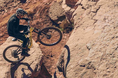 Enduro vs trail bike: Which one is right for you? Enduro vs trail bike: Which one is right for you?