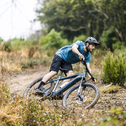 Brauche ich ein E-MTB Hardtail oder E-MTB Fully? Brauche ich ein E-MTB Hardtail oder E-MTB Fully?