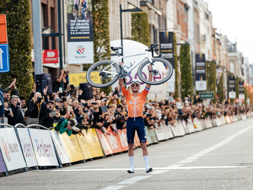 Gravel World Championships 2024: On top of the worlds!  Gravel World Championships 2024: On top of the worlds!