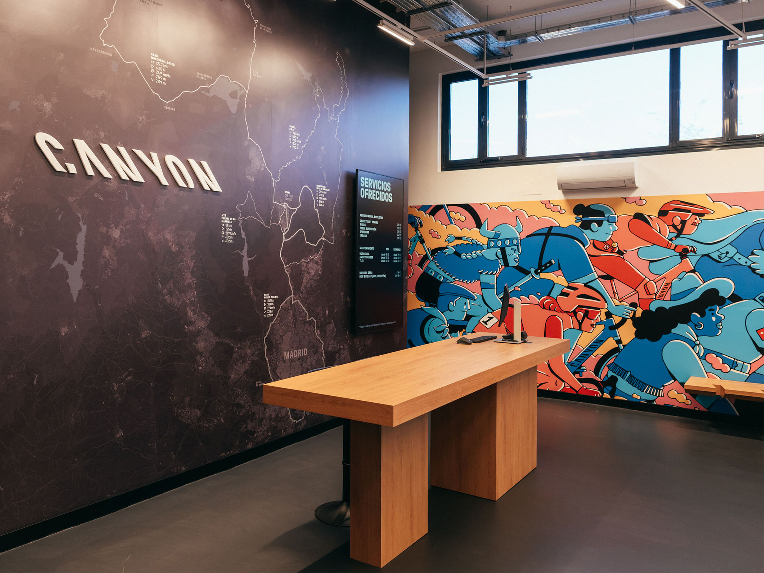 Repairs and servicing at Canyon Factory Service, Tres Cantos