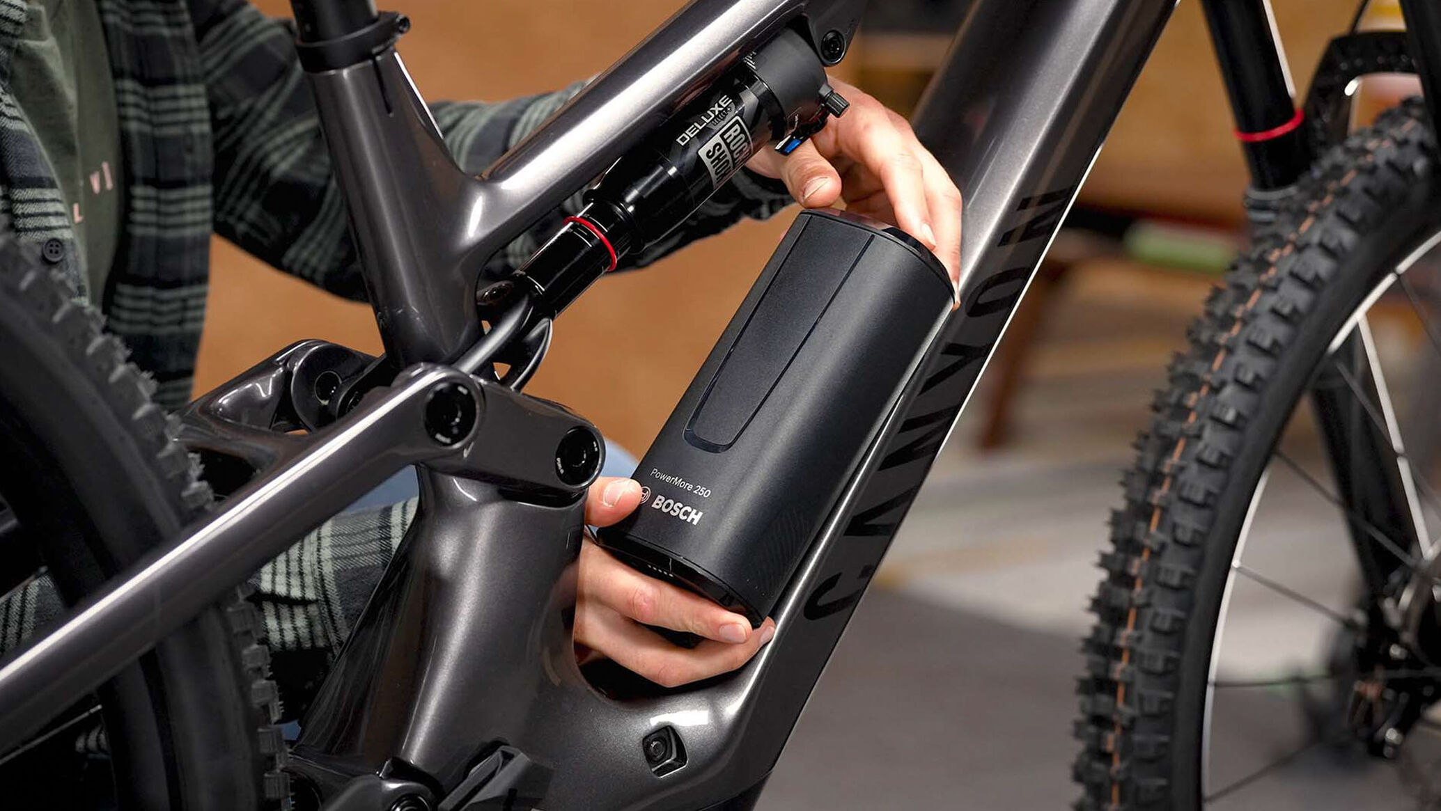 Montering af Bosch range-extender