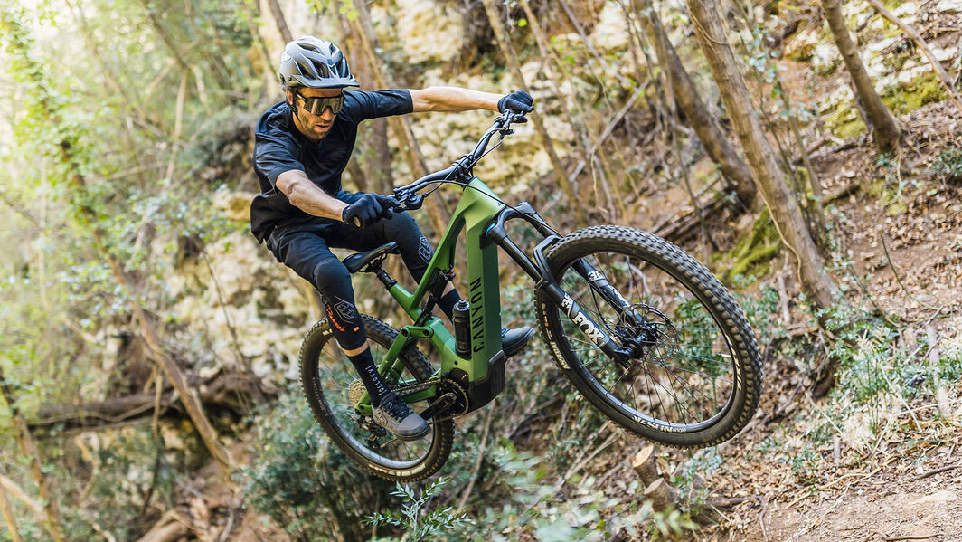 MTB or E-MTB? MTB or E-MTB?