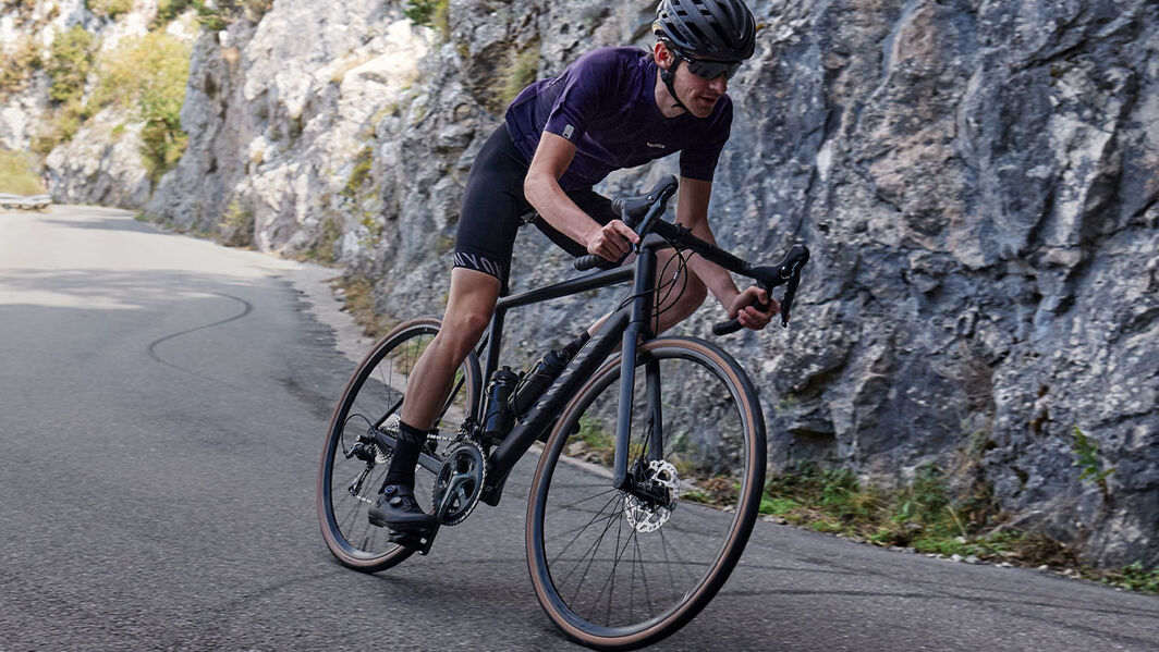 Canyon Endurance road bikes are light, fast and most importantly comfortable. Canyon Endurance road bikes are light, fast and most importantly comfortable.