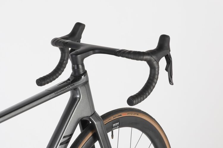 Endurace CF SLX 8 Di2 GRC Endurace CF SLX 8 Di2 GRC