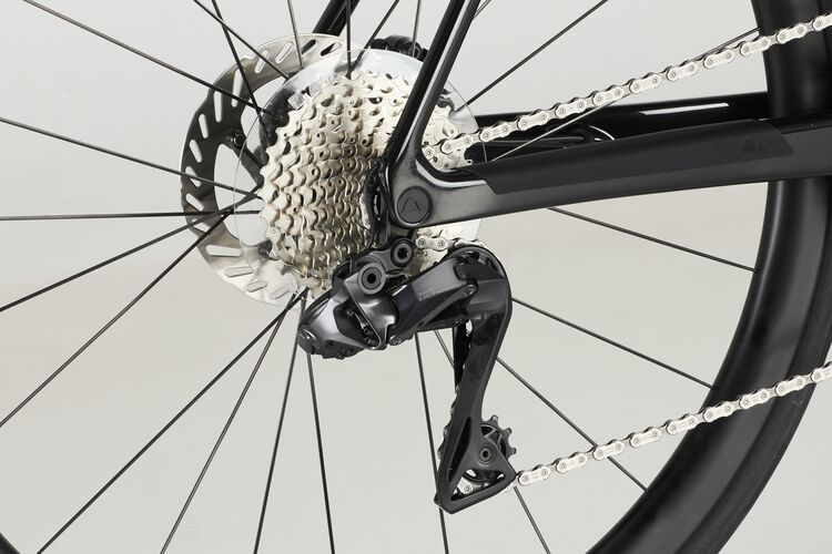 Endurace CF 8 Di2 Endurace CF 8 Di2