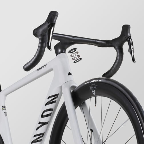 Aeroad CF SLX 7 Di2 Aeroad CF SLX 7 Di2