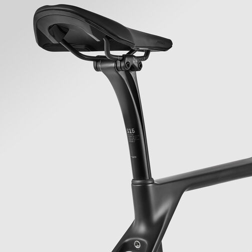 Endurace CF SLX 7 Di2 Endurace CF SLX 7 Di2