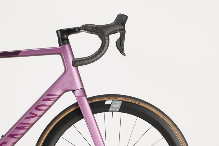 Ultimate CF SLX 8 Di2 Ultimate CF SLX 8 Di2