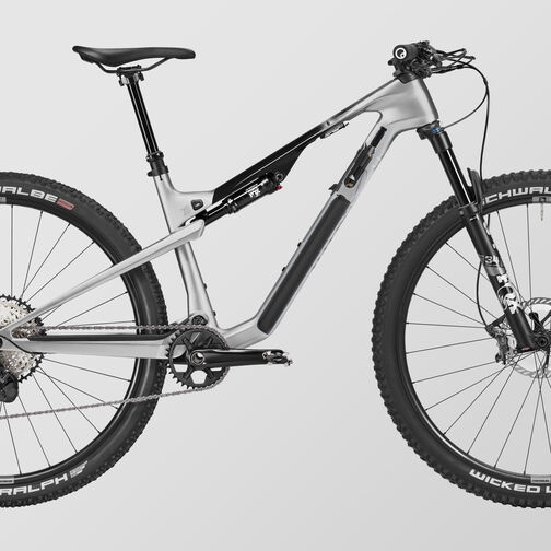 Lux Trail CF 8 Lux Trail CF 8