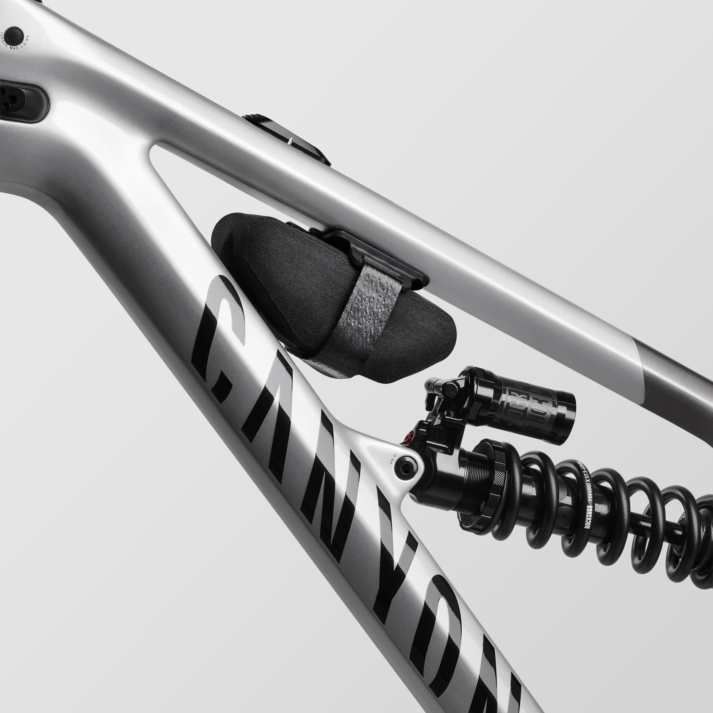 Spectral CF 8 K.I.S.