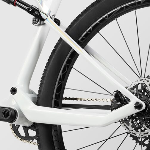 Lux CF SLX 9 LTD Lux CF SLX 9 LTD