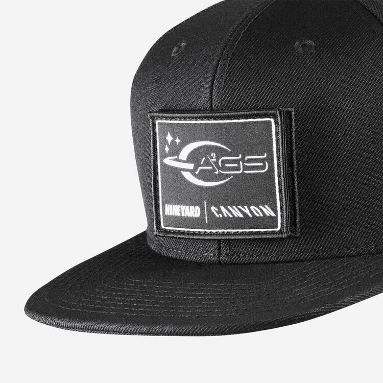 NINEYARD x CANYON Snapback Cap NINEYARD x CANYON Snapback Cap