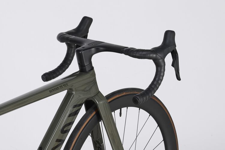 Aeroad CF SLX 7 Di2 C46 Aeroad CF SLX 7 Di2 C46