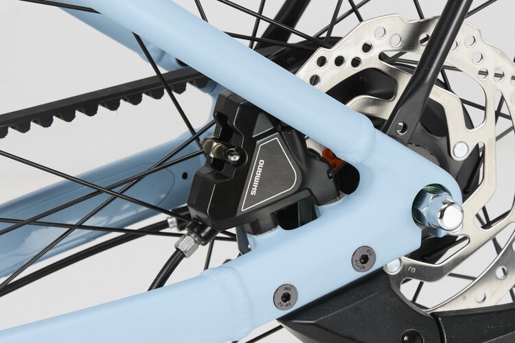 Commuter mid-step Commuter mid-step