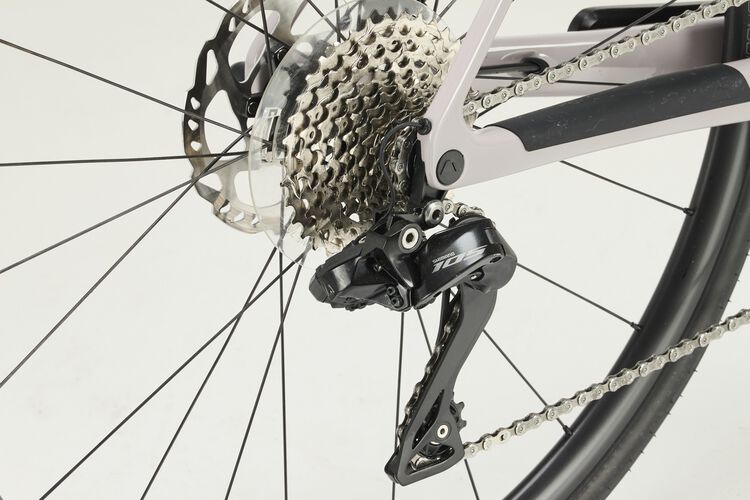 Endurace CF 7 Di2 Endurace CF 7 Di2