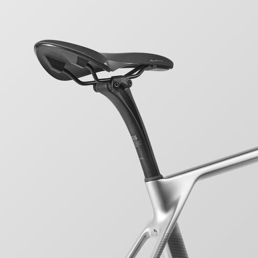 Endurace CF SLX 7 Di2 Endurace CF SLX 7 Di2