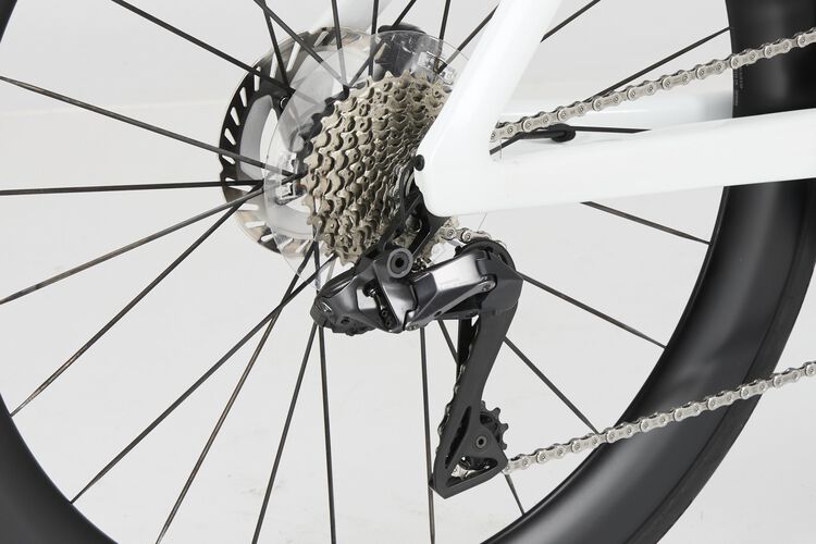 Aeroad CF SLX 8 Di2 Aeroad CF SLX 8 Di2