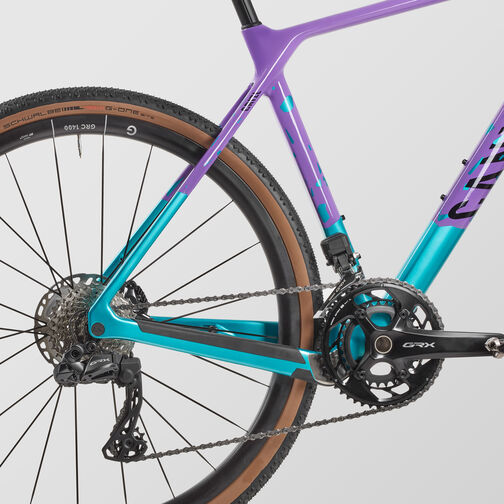 Grizl CF SLX 8 Di2 Grizl CF SLX 8 Di2