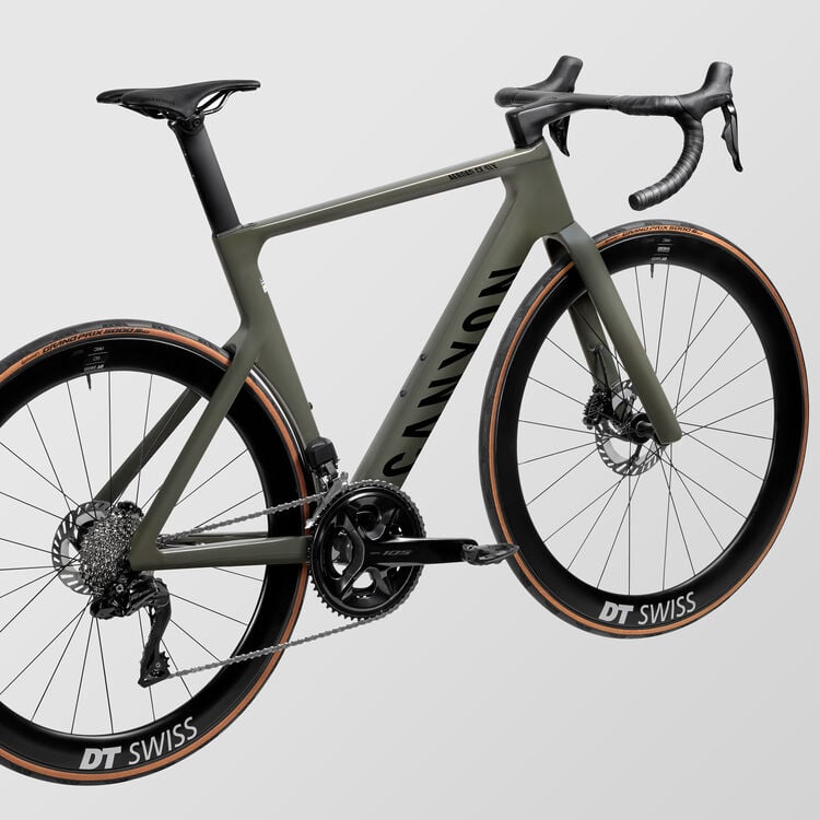 Aeroad CF SLX 7 Di2 Aeroad CF SLX 7 Di2