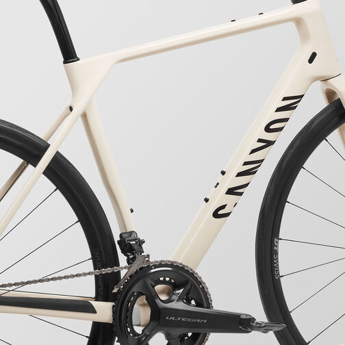 Endurace CF 8 Di2 Endurace CF 8 Di2