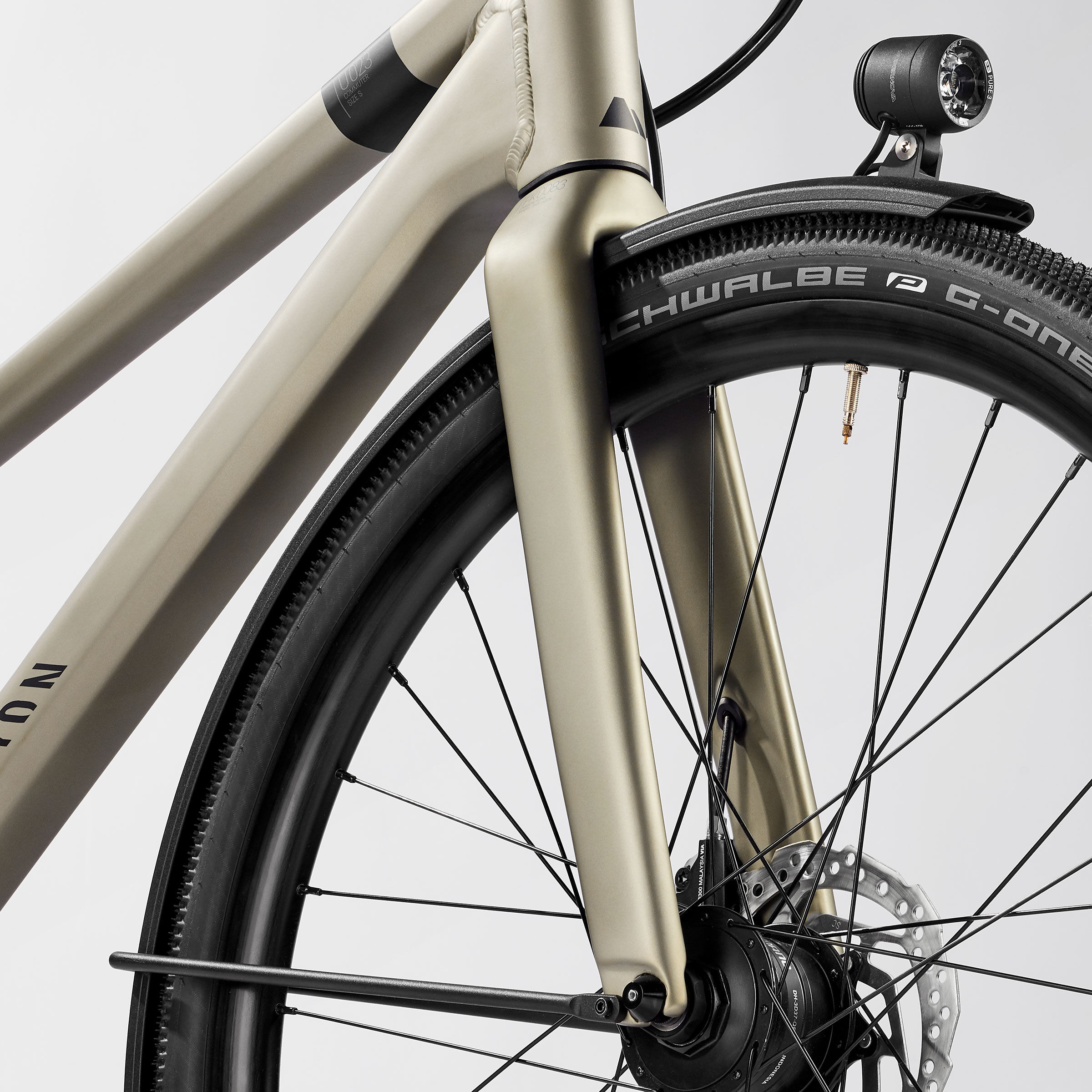 Commuter 7 mid-step