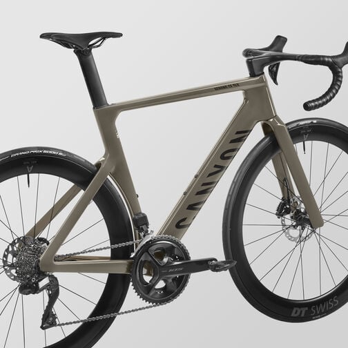 Aeroad CF SLX 7 Di2 Aeroad CF SLX 7 Di2