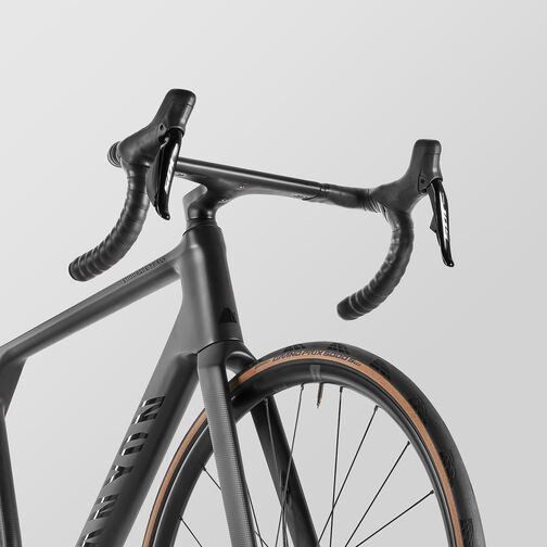 Endurace CF SLX 7 Di2 Endurace CF SLX 7 Di2