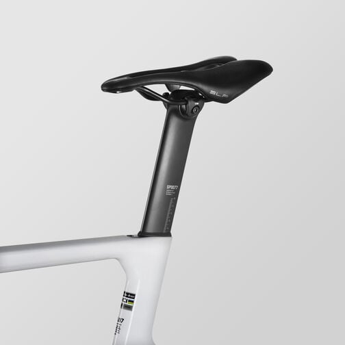 Aeroad CF SLX 7 Di2 Aeroad CF SLX 7 Di2