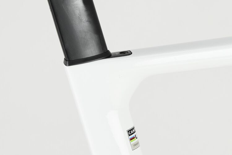 Aeroad CF SLX 8 Di2 Aeroad CF SLX 8 Di2