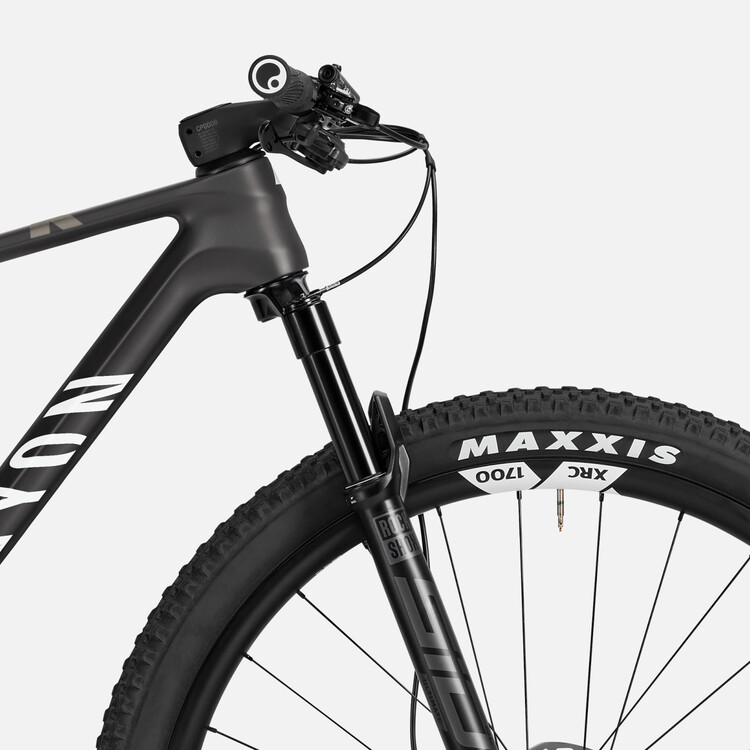 Exceed CF SLX 8 Exceed CF SLX 8