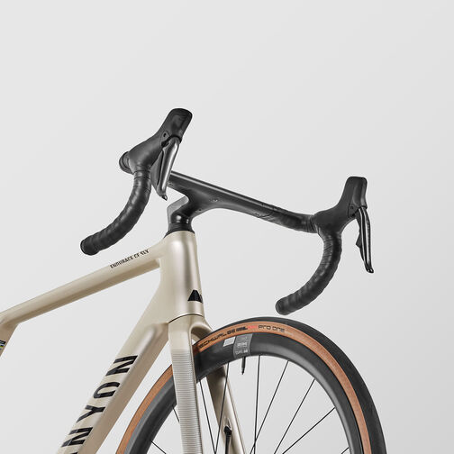 Endurace CF SLX 8 Di2 Endurace CF SLX 8 Di2