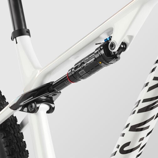 Lux CF SLX 9 LTD Lux CF SLX 9 LTD