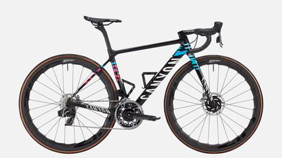 Ultimate CF SLX Team CSR WMN Ultimate CF SLX Team CSR WMN
