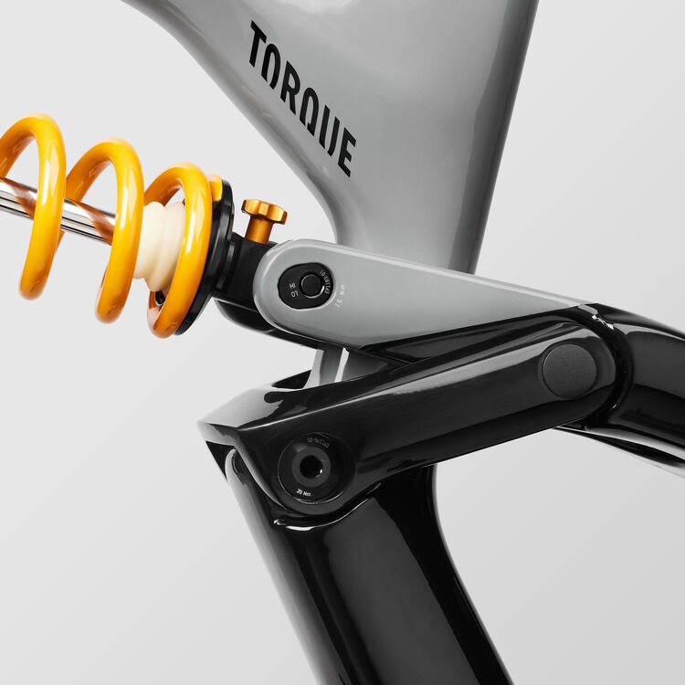 Torque CF CLLCTV FW Torque CF CLLCTV FW